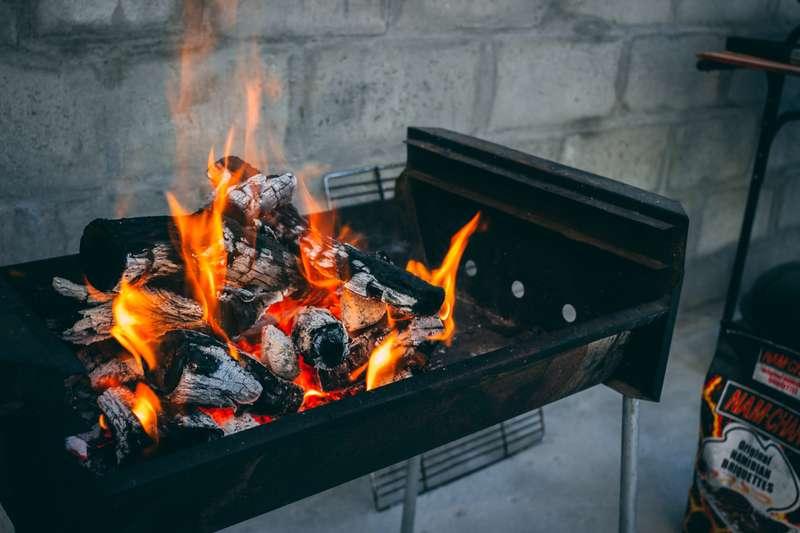 Image do post Tudo o que você precisa saber sobre churrasco na churrasqueira a carvão